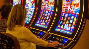 Browser mobile menampilkan halaman utama slot online dengan tombol besar mudah ditekan